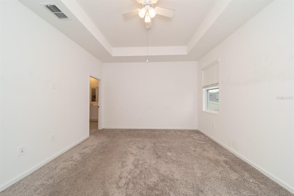 For Sale: $590,000 (4 beds, 3 baths, 2274 Square Feet)