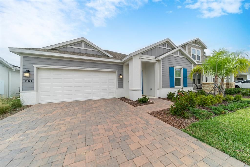 For Sale: $590,000 (4 beds, 3 baths, 2274 Square Feet)