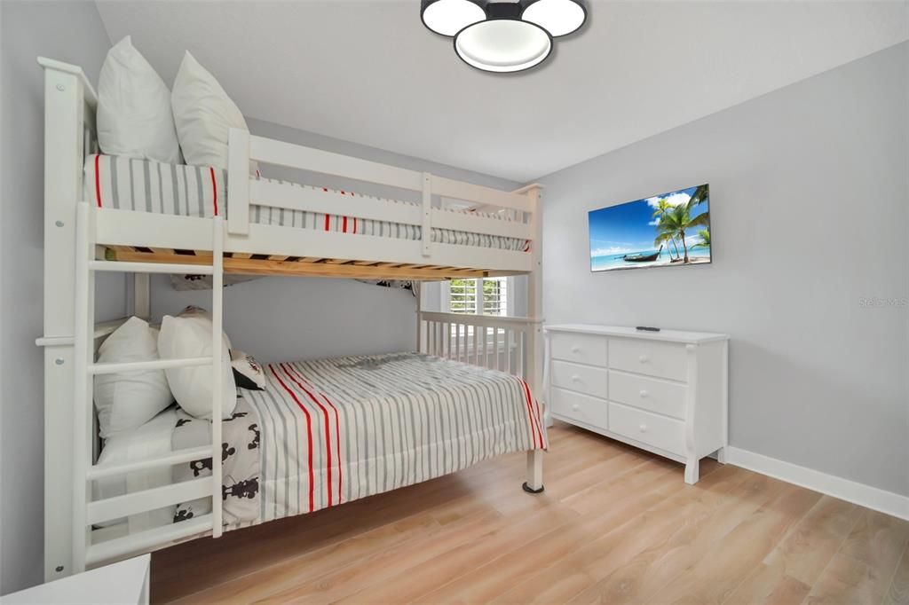 На продажу: $498,000 (5 спален, 4 ванн, 2491 Квадратных фут)