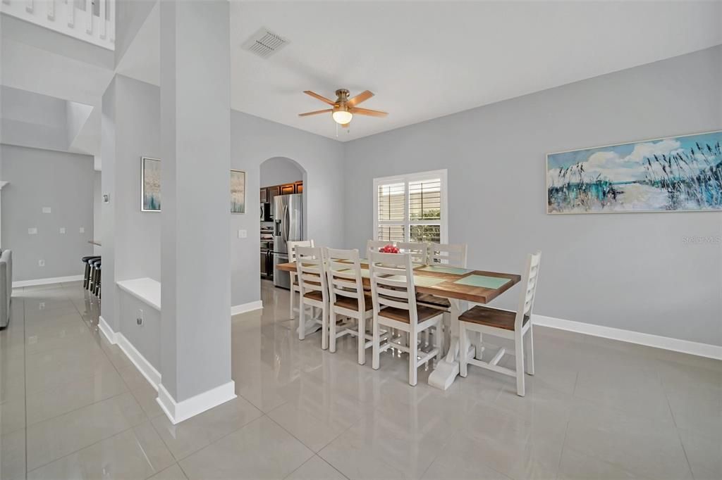 На продажу: $498,000 (5 спален, 4 ванн, 2491 Квадратных фут)