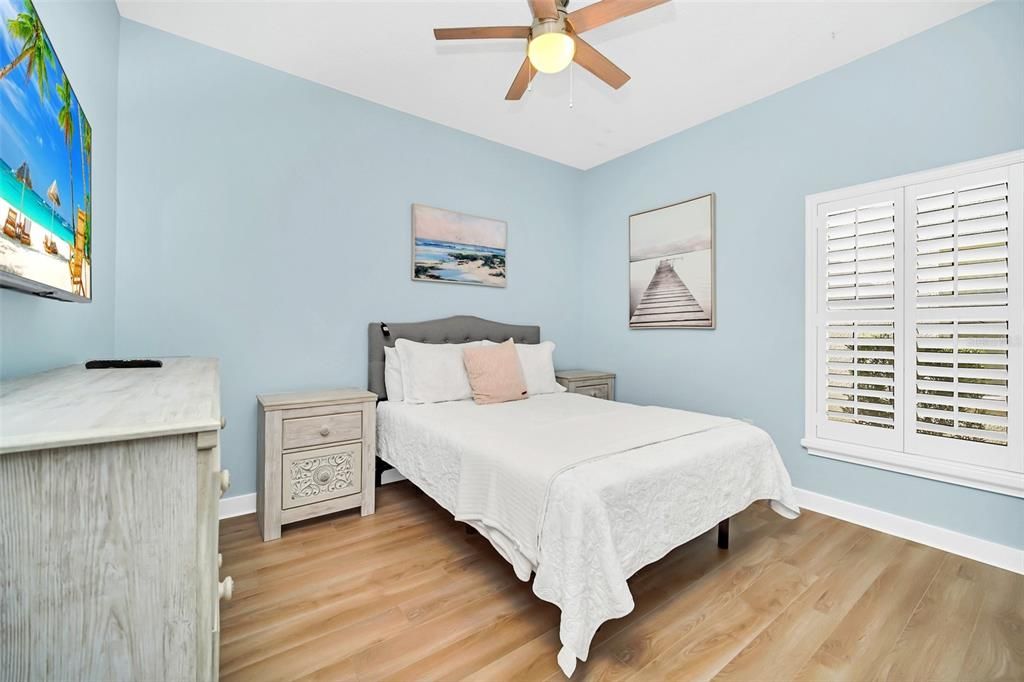 На продажу: $498,000 (5 спален, 4 ванн, 2491 Квадратных фут)