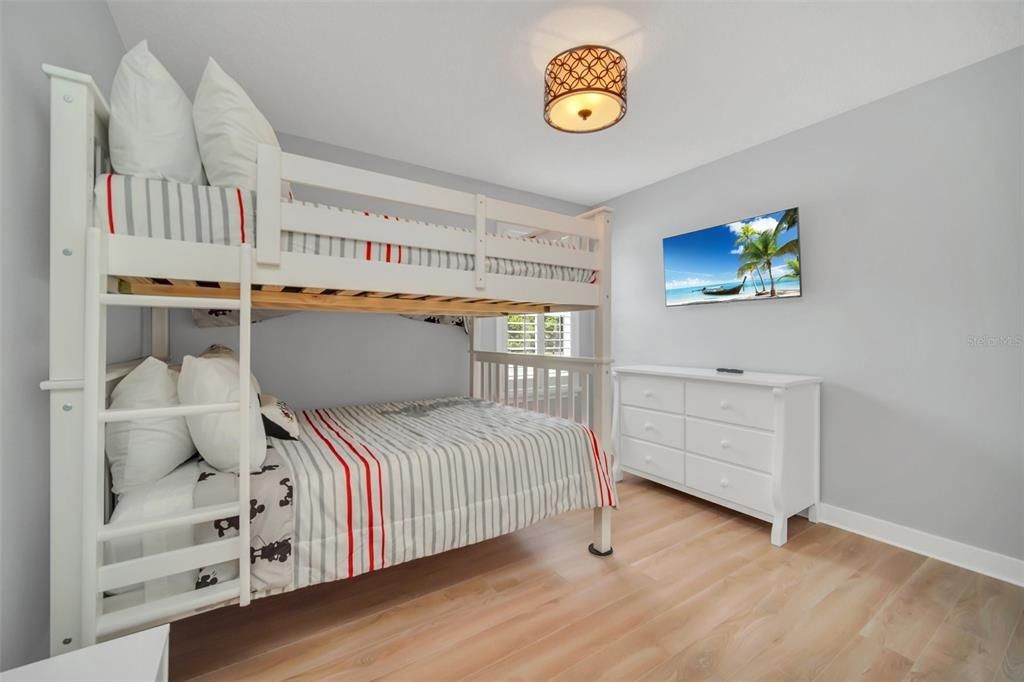 На продажу: $498,000 (5 спален, 4 ванн, 2491 Квадратных фут)