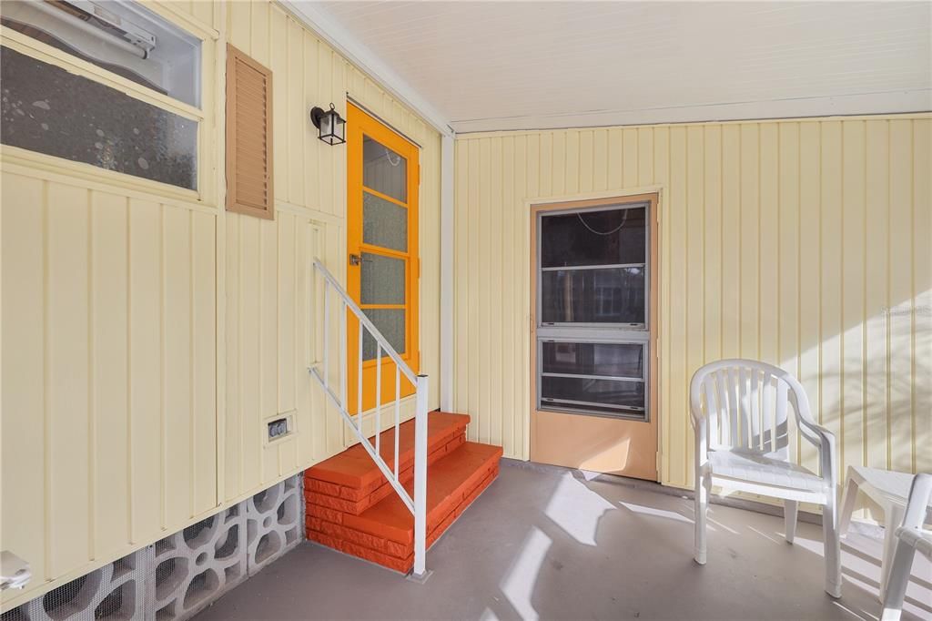 Activo con contrato: $84,500 (2 camas, 2 baños, 864 Pies cuadrados)