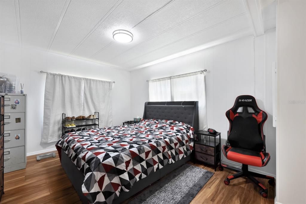 Activo con contrato: $84,500 (2 camas, 2 baños, 864 Pies cuadrados)