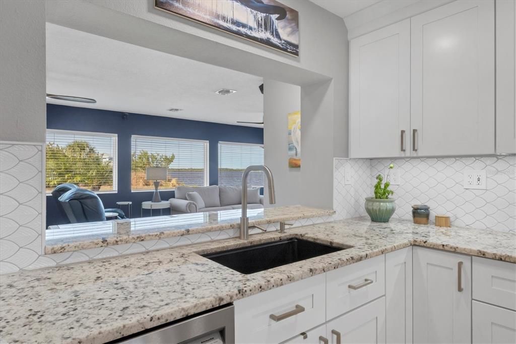 待售: $1,499,999 (4 贝兹, 4 浴室, 2524 平方英尺)