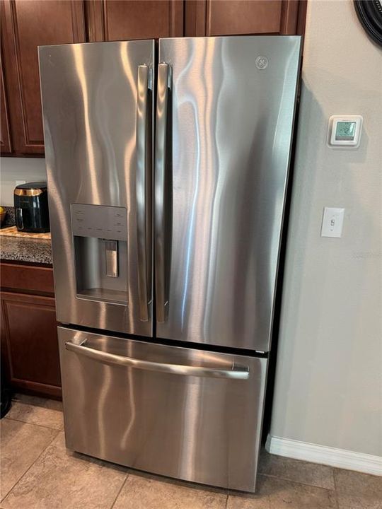 На продажу: $348,000 (4 спален, 2 ванн, 1935 Квадратных фут)