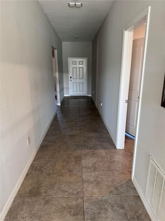 На продажу: $348,000 (4 спален, 2 ванн, 1935 Квадратных фут)