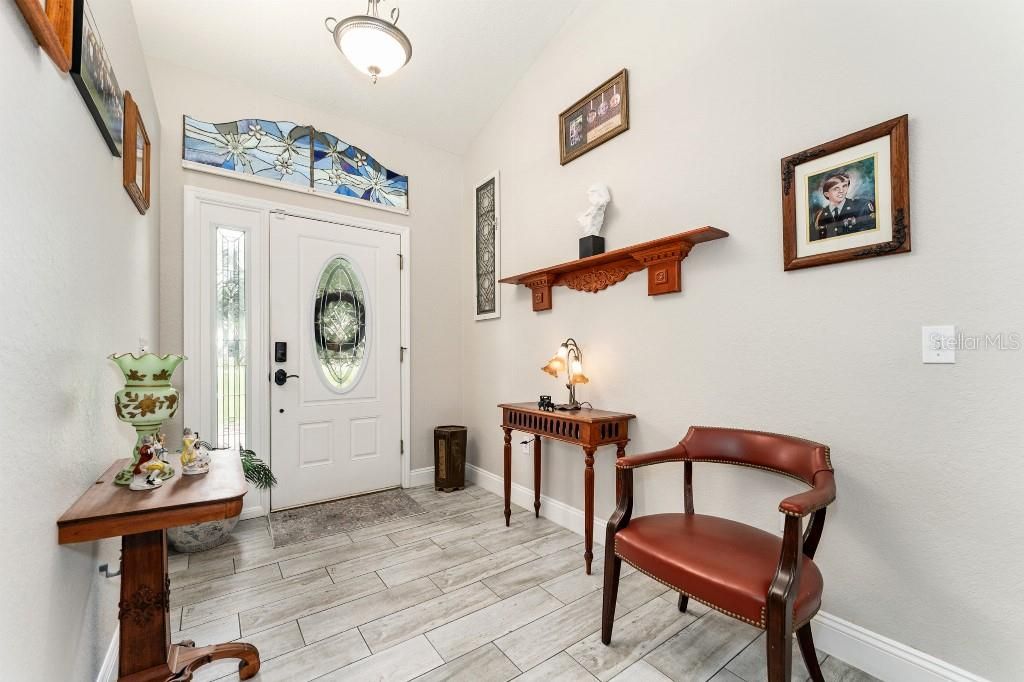 En Venta: $489,000 (3 camas, 2 baños, 2121 Pies cuadrados)