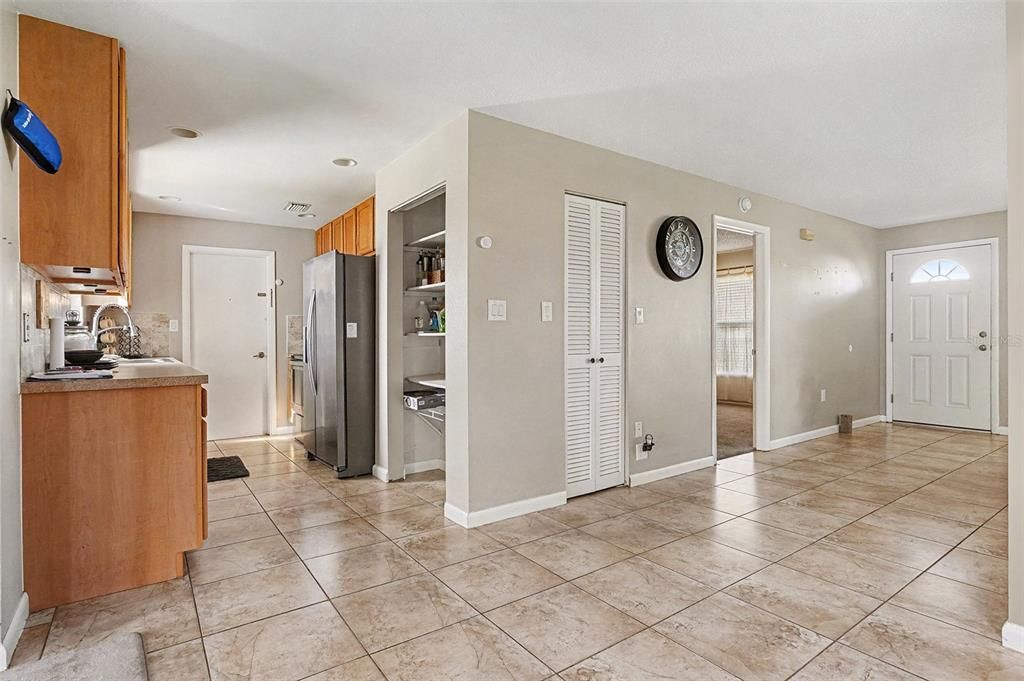 En Venta: $450,000 (3 camas, 2 baños, 1257 Pies cuadrados)