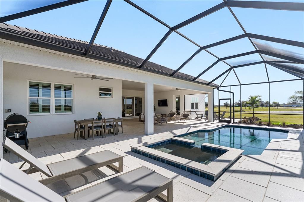 На продажу: $1,600,000 (4 спален, 3 ванн, 2850 Квадратных фут)