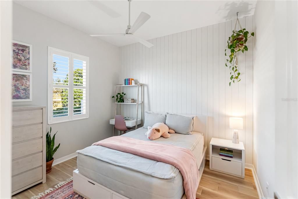 На продажу: $1,600,000 (4 спален, 3 ванн, 2850 Квадратных фут)