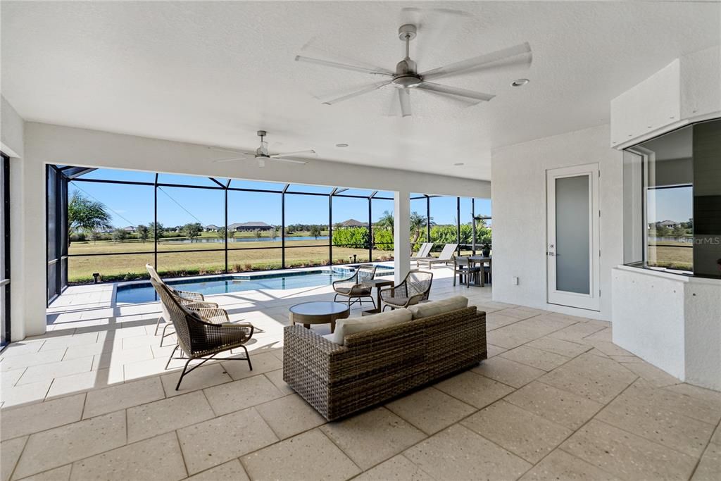 На продажу: $1,600,000 (4 спален, 3 ванн, 2850 Квадратных фут)