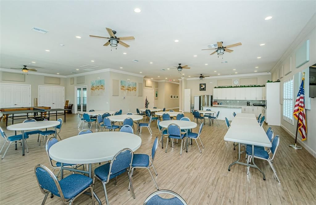 En Venta: $424,900 (2 camas, 2 baños, 1399 Pies cuadrados)