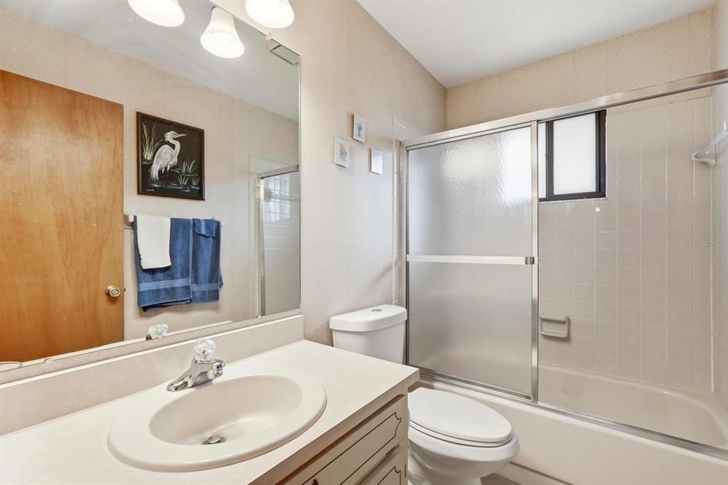 For Sale: $265,000 (2 beds, 2 baths, 1415 Square Feet)