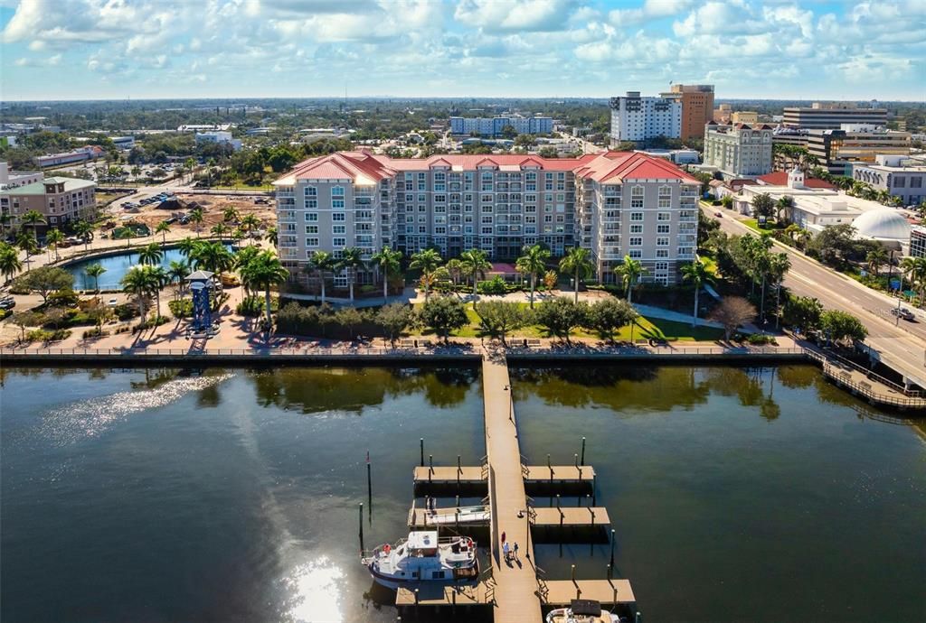 待售: $450,000 (2 贝兹, 2 浴室, 1575 平方英尺)