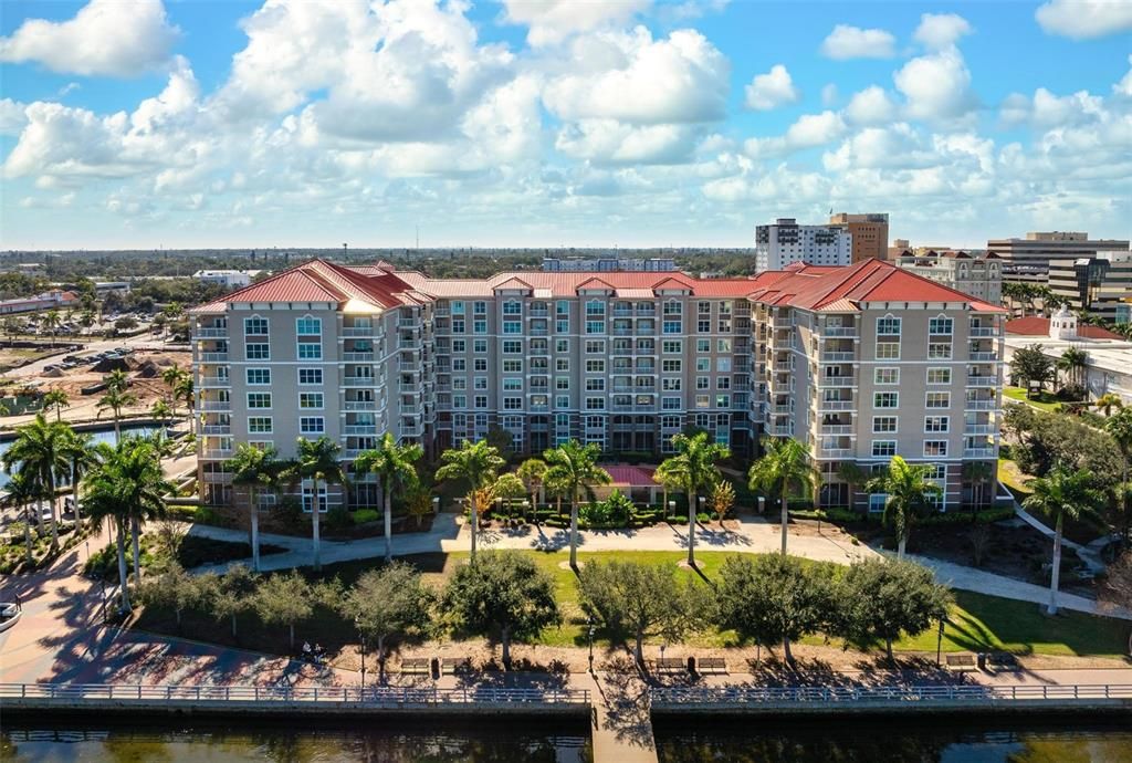 待售: $450,000 (2 贝兹, 2 浴室, 1575 平方英尺)