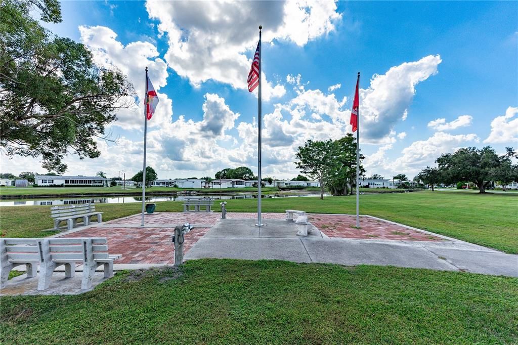 待售: $55,000 (2 贝兹, 2 浴室, 960 平方英尺)