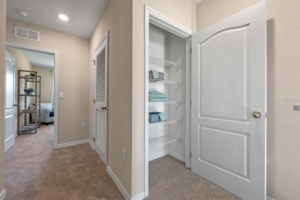 For Sale: $295,990 (3 beds, 2 baths, 1463 Square Feet)