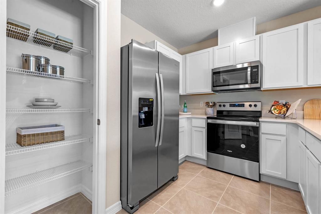 For Sale: $295,990 (3 beds, 2 baths, 1463 Square Feet)