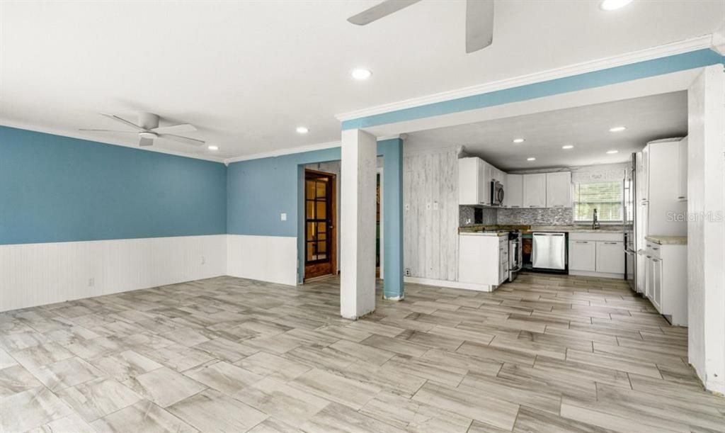 На продажу: $617,000 (3 спален, 1 ванн, 1968 Квадратных фут)