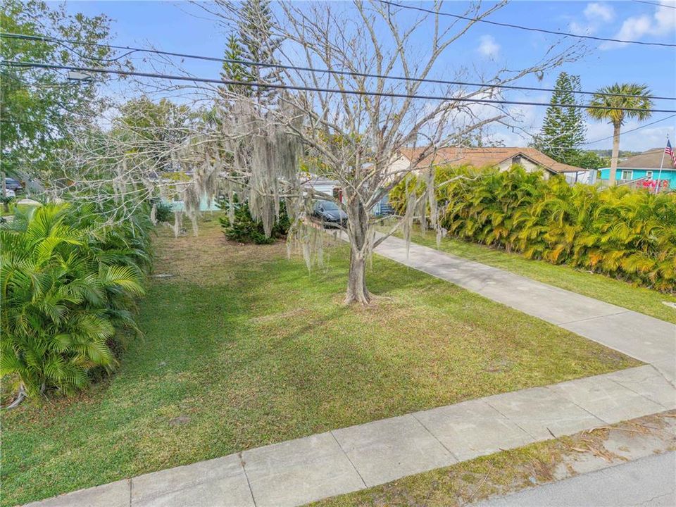 На продажу: $617,000 (3 спален, 1 ванн, 1968 Квадратных фут)