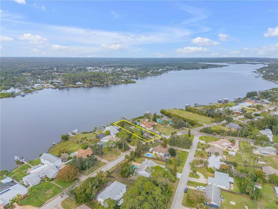 На продажу: $617,000 (3 спален, 1 ванн, 1968 Квадратных фут)