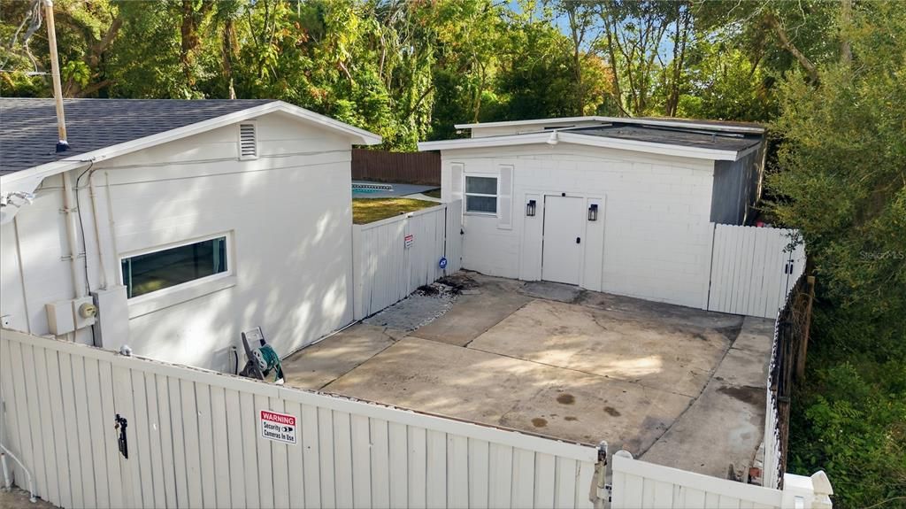 Active With Contract: $499,000 (3 beds, 2 baths, 1957 Square Feet)