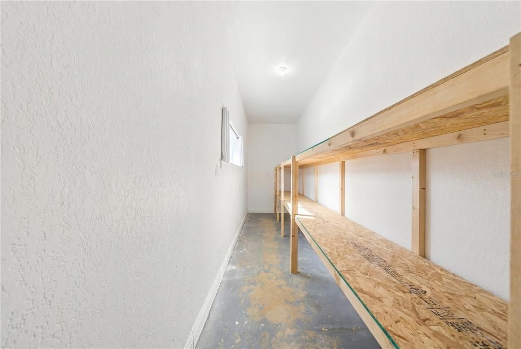 Active With Contract: $499,000 (3 beds, 2 baths, 1957 Square Feet)