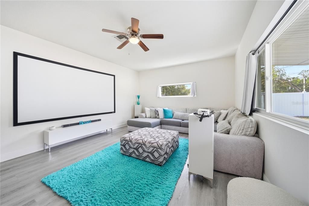 Active With Contract: $499,000 (3 beds, 2 baths, 1957 Square Feet)