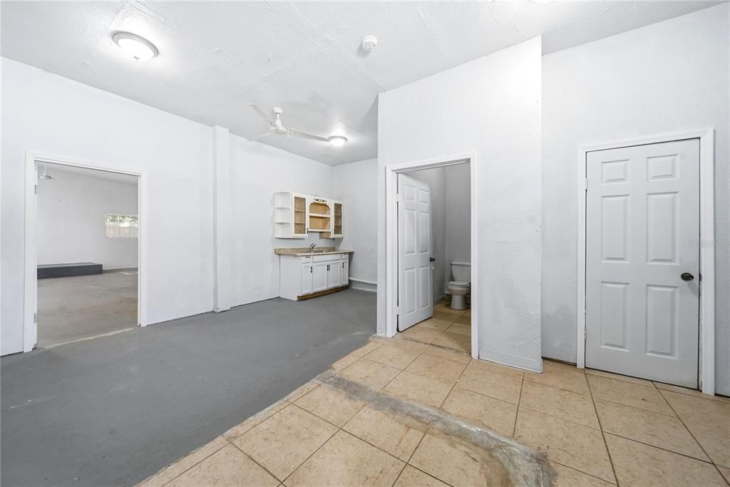 Active With Contract: $499,000 (3 beds, 2 baths, 1957 Square Feet)