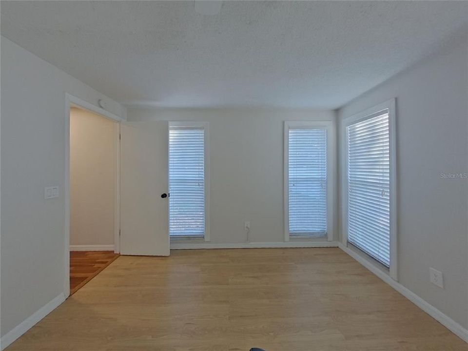 En Renta: $2,879 (3 camas, 2 baños, 1652 Pies cuadrados)