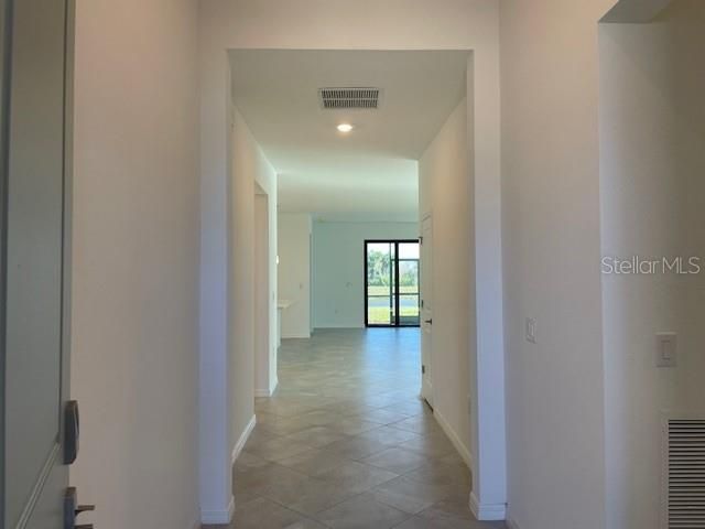 For Rent: $2,650 (4 beds, 3 baths, 2032 Square Feet)