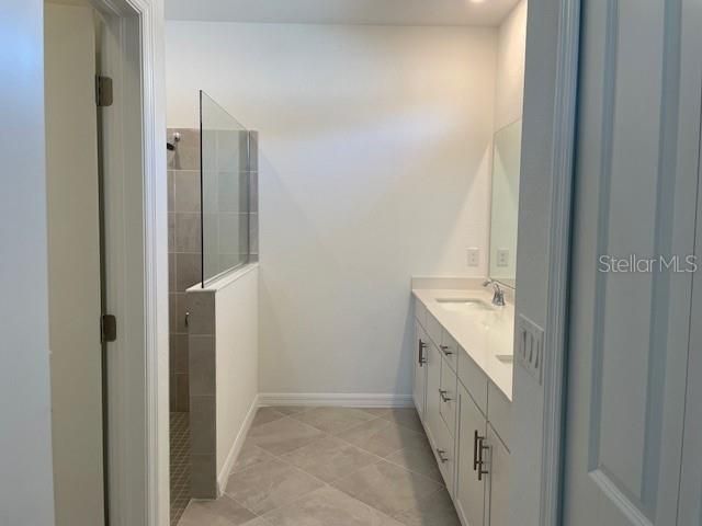 For Rent: $2,650 (4 beds, 3 baths, 2032 Square Feet)