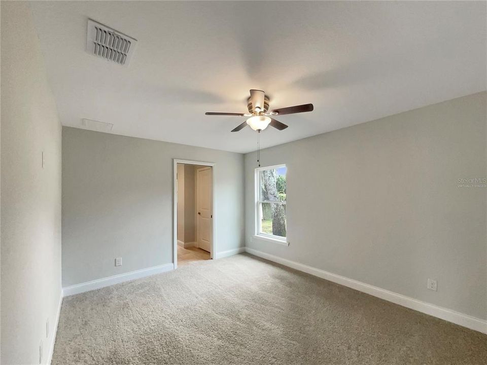 For Sale: $270,000 (3 beds, 2 baths, 1344 Square Feet)