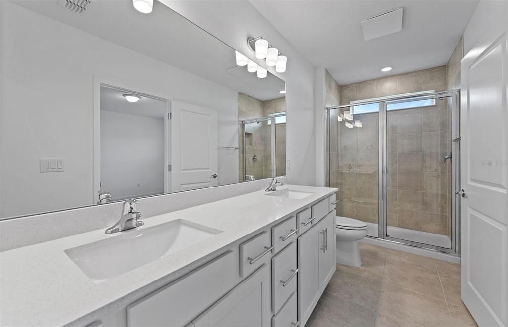 待售: $342,140 (4 贝兹, 2 浴室, 1580 平方英尺)