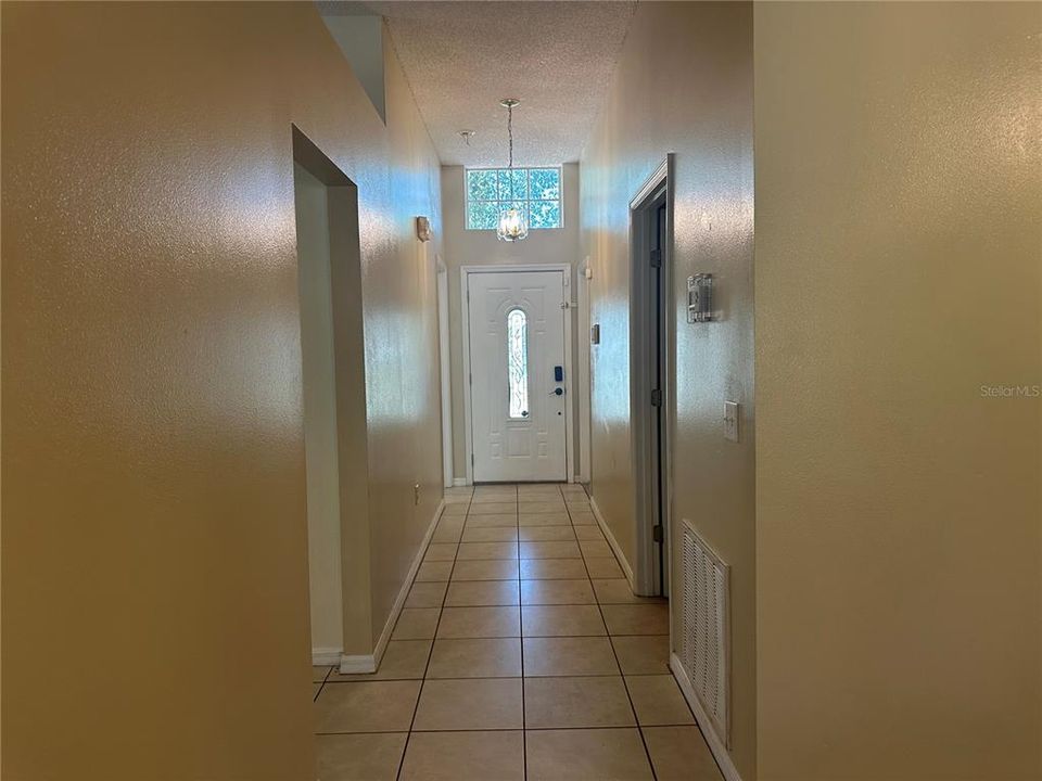 В аренду: $2,800 (5 спален, 2 ванн, 1670 Квадратных фут)