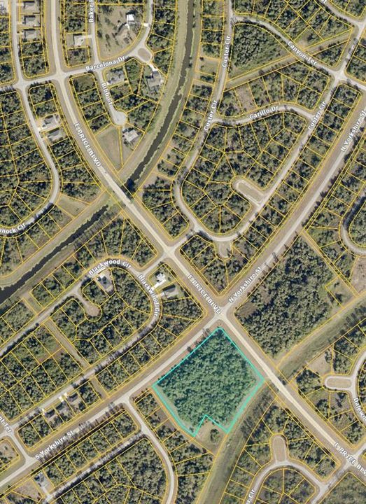 待售: $750,000 (4.90 acres)