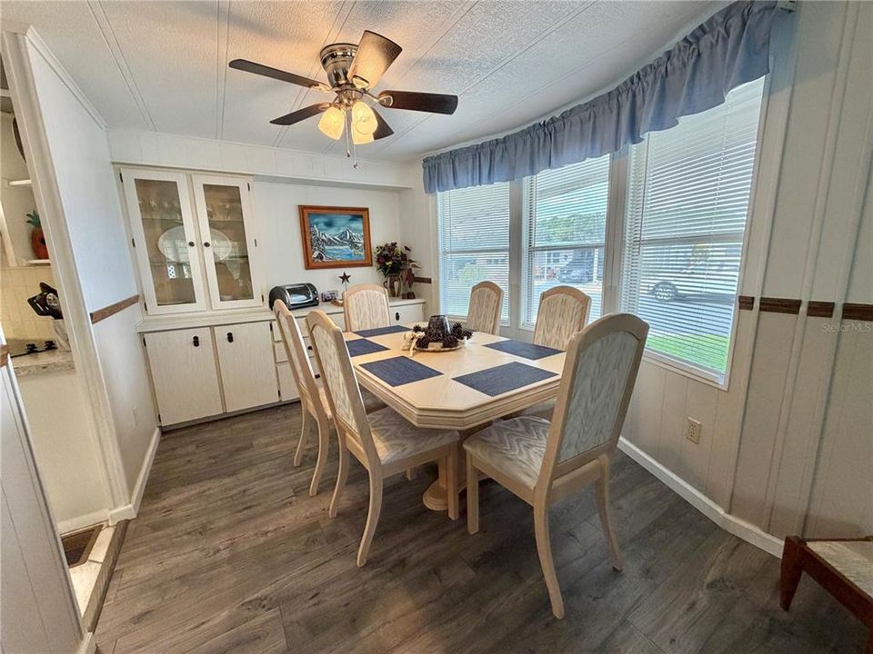 For Sale: $118,500 (2 beds, 2 baths, 1200 Square Feet)