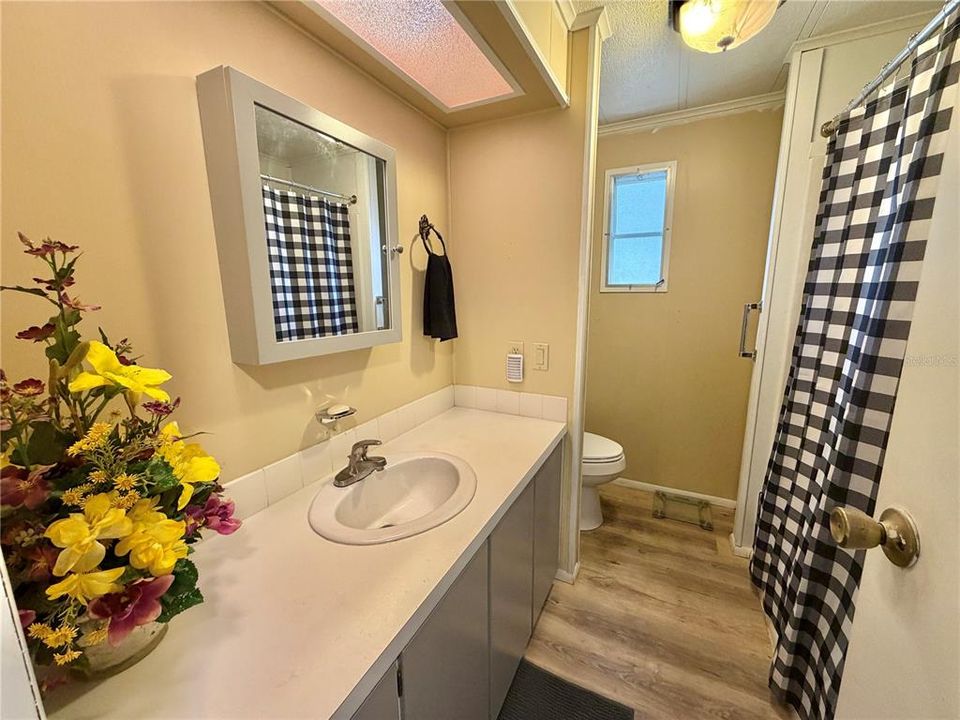 For Sale: $118,500 (2 beds, 2 baths, 1200 Square Feet)