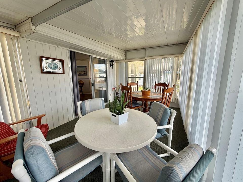 For Sale: $118,500 (2 beds, 2 baths, 1200 Square Feet)