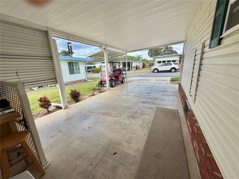 For Sale: $118,500 (2 beds, 2 baths, 1200 Square Feet)