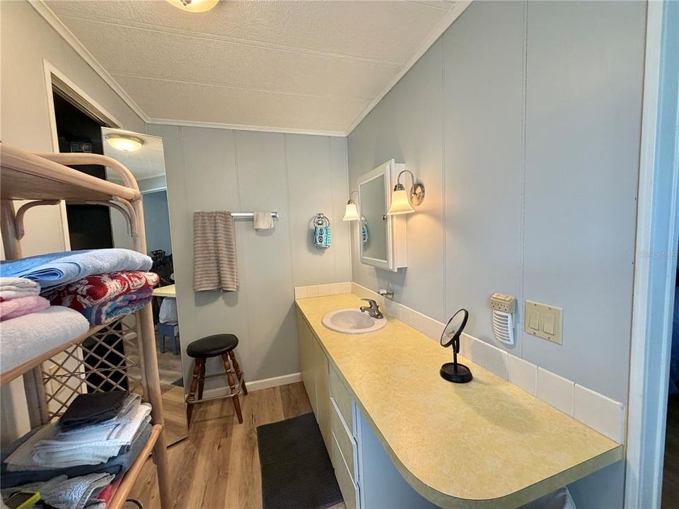 For Sale: $118,500 (2 beds, 2 baths, 1200 Square Feet)