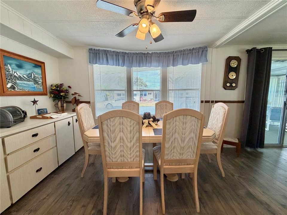 For Sale: $118,500 (2 beds, 2 baths, 1200 Square Feet)