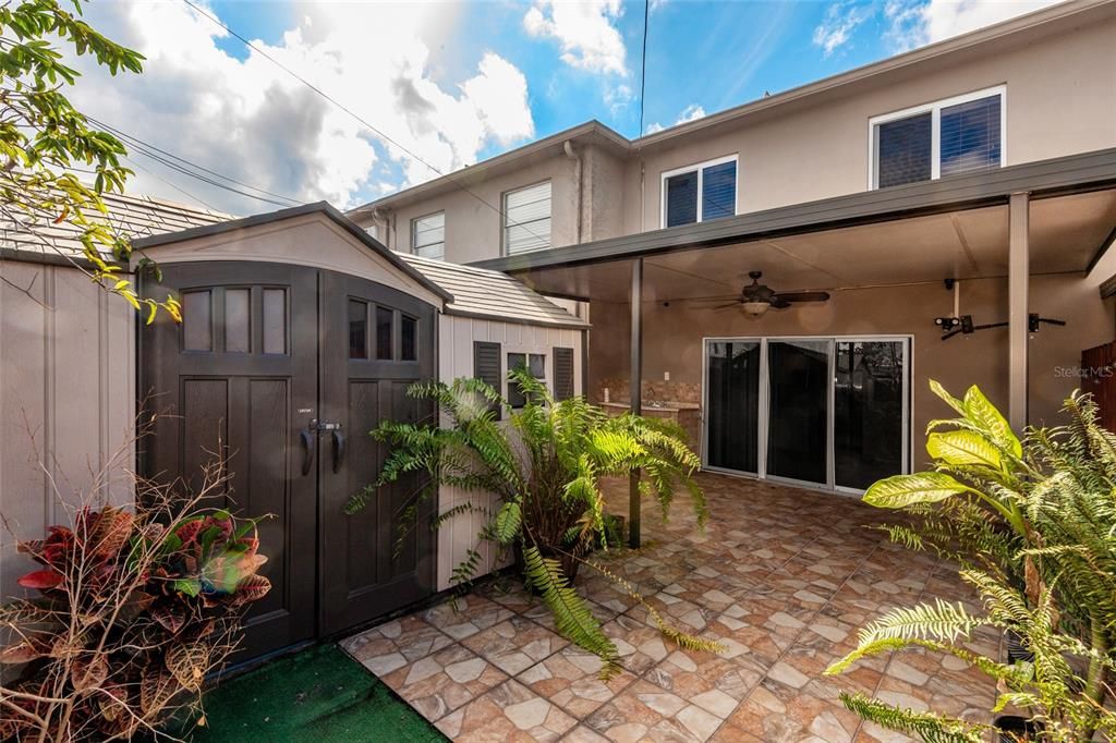 For Sale: $359,900 (3 beds, 1 baths, 1290 Square Feet)