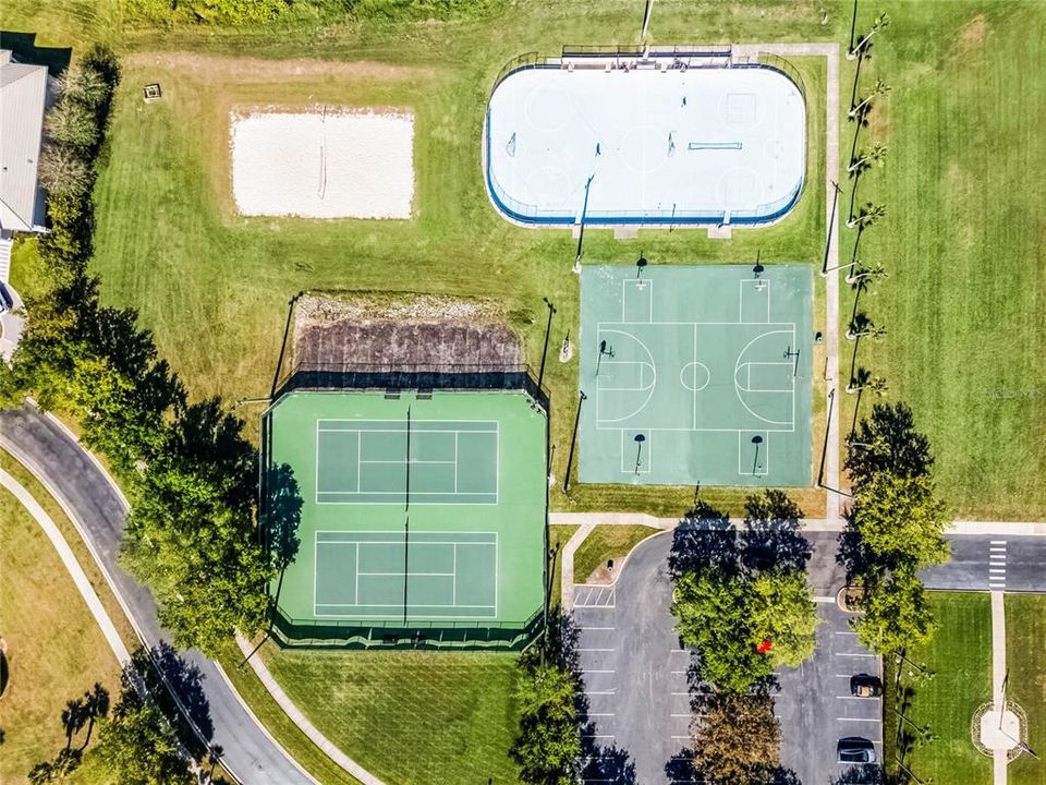 На продажу: $775,000 (5 спален, 3 ванн, 3082 Квадратных фут)