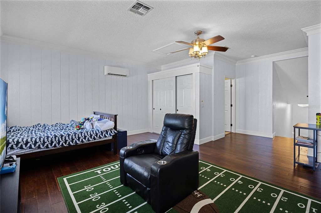 На продажу: $775,000 (5 спален, 3 ванн, 3082 Квадратных фут)