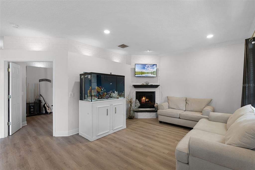 На продажу: $775,000 (5 спален, 3 ванн, 3082 Квадратных фут)