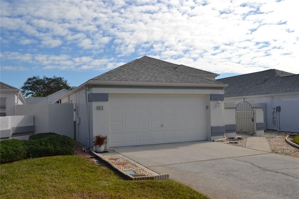 For Sale: $257,000 (2 beds, 2 baths, 1468 Square Feet)