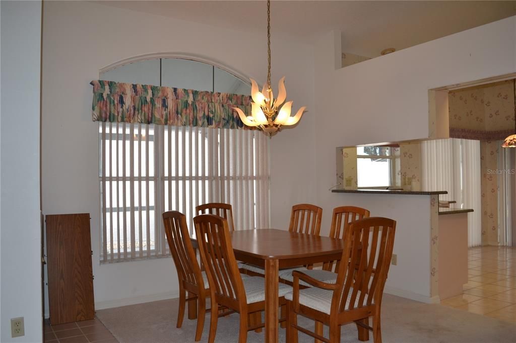 For Sale: $257,000 (2 beds, 2 baths, 1468 Square Feet)