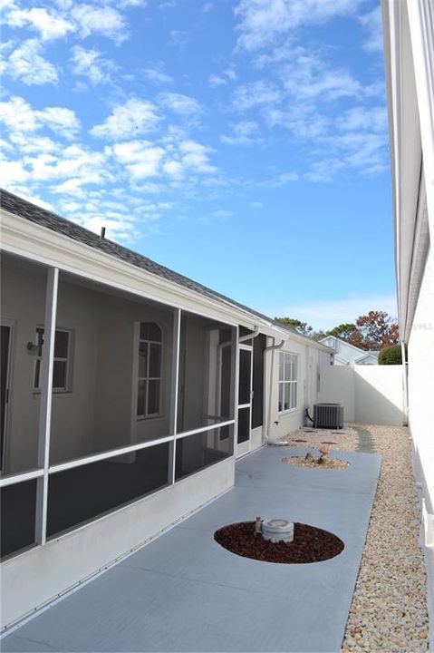 For Sale: $257,000 (2 beds, 2 baths, 1468 Square Feet)